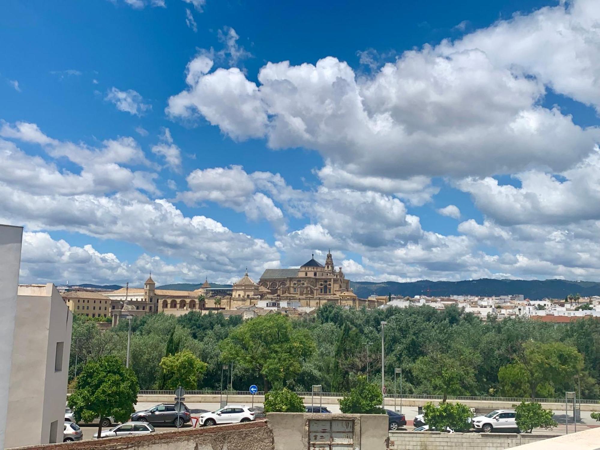 Apartamentos Turisticos Cordoba Califal Экстерьер фото